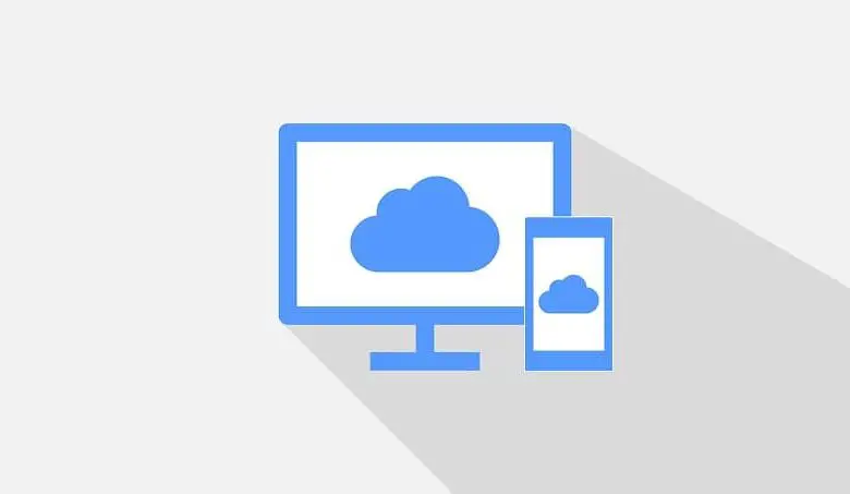pc e cellulare con icona nuvola su sfondo bianco