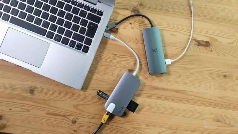 Hub USB collega quanti ne vuoi