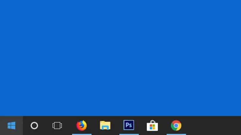 barra delle applicazioni non personalizzata in Windows 10