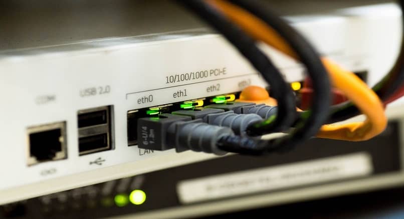 controllo della connessione del cavo ethernet