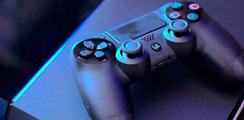 Controllo della console per videogiochi