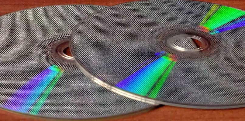 due compact disc