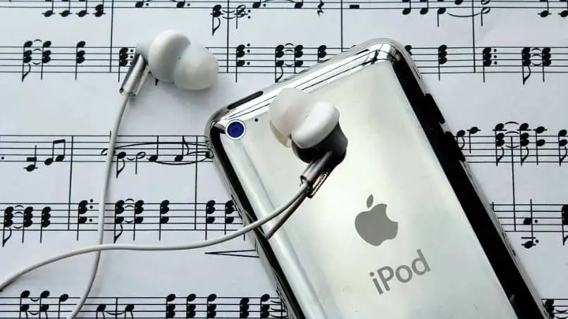 iPod con le cuffie