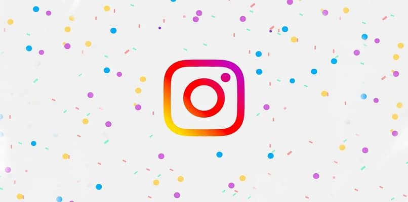 sfondo logo instagram puntini colorati