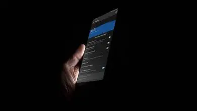 Photo of Come abilitare la modalità oscura sul tuo iPhone per risparmiare batteria