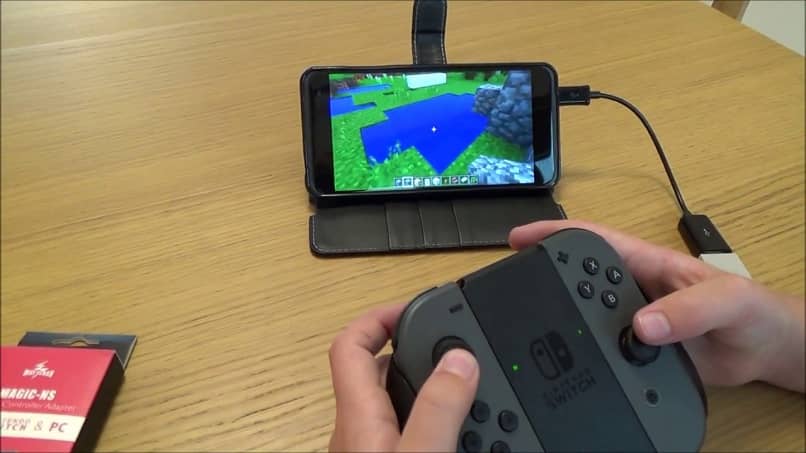 come giocare con nintendo switch joycons