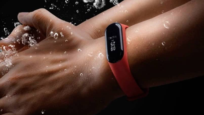 mani d'acqua xiaomi band