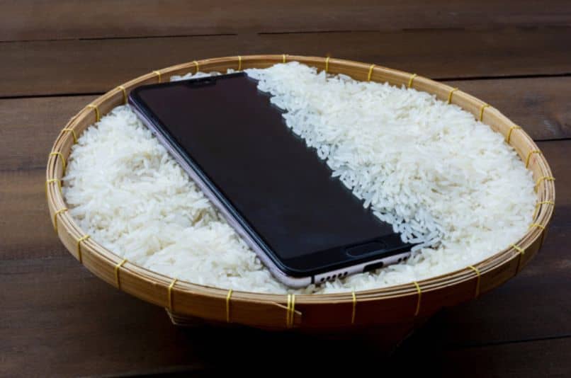 cesto mobile di riso bianco