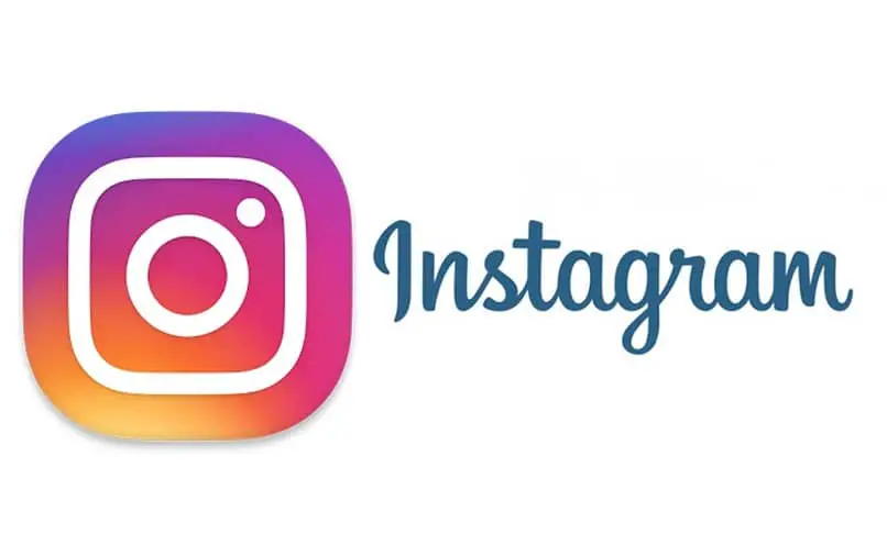 logo ufficiale di instagram con sfondo bianco
