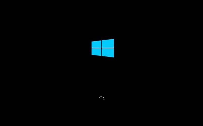 Windows 10 avvio sfondo nero