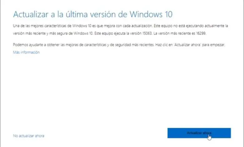 aggiornamento del programma windows 10 sfondo bianco