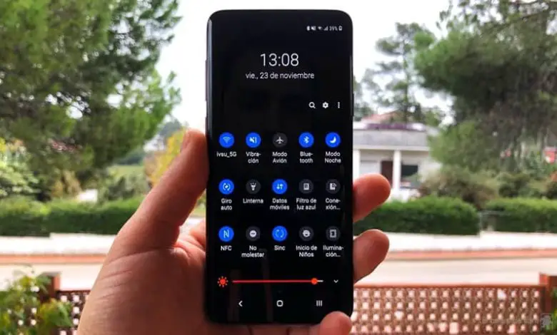 schermo della mano di Samsung