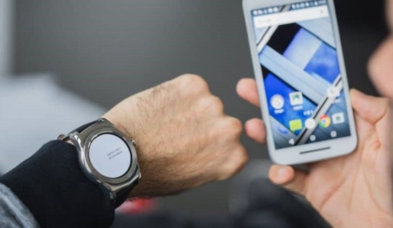 smartwatch e un telefono