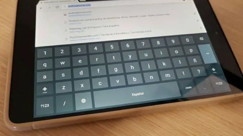 tastiera OS Android