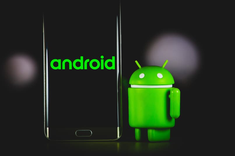 il cellulare Android si blocca nel logo