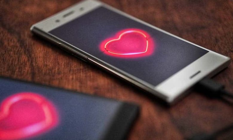 due telefoni con il cuore