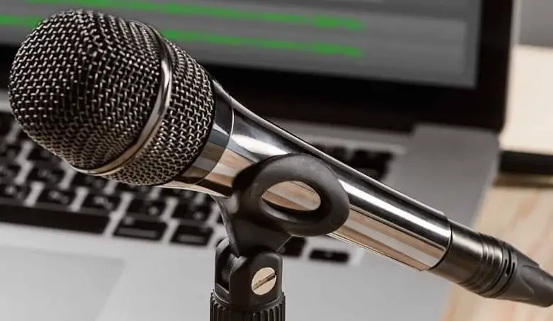 adattatore per microfono per laptop