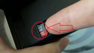 Photo of Come inserire una micro SD in Nintendo Switch Oled